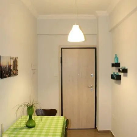 Eve's House * Лоутраки